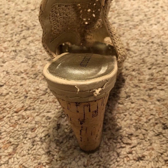 Audrey Brooke Crochet Tan Wedges - Picture 5 of 6